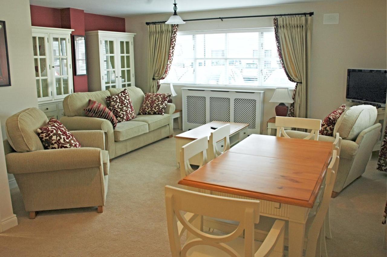 Moyvalley Hotel Self Catering Cottages Εξωτερικό φωτογραφία